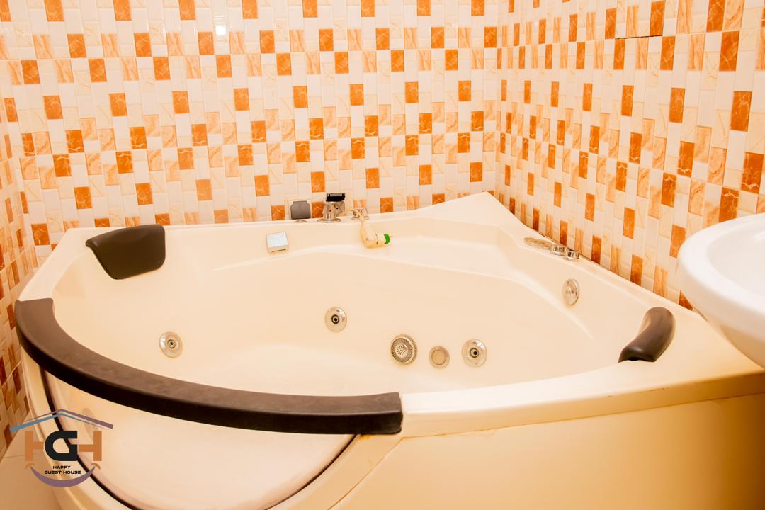 Jacuzzi